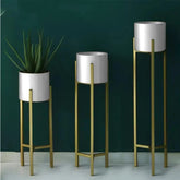 Modern Metal Plant Stand Set with Graduated Heights-Wooden Crest