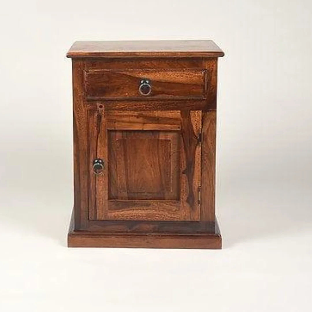 Traditional Bedside Cabinet with Drawer and Storage