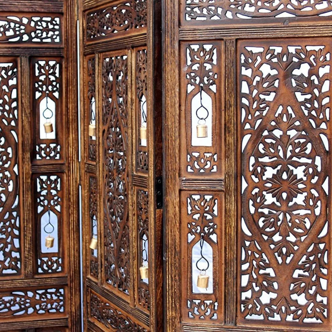 Islamic Four-Panel Room Divider with Gothic Arch Design