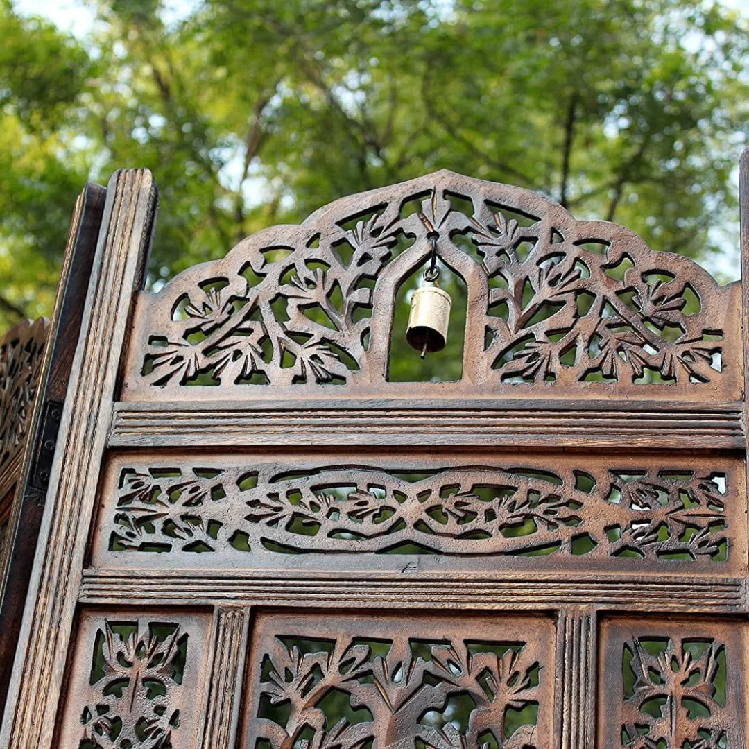 Islamic Four-Panel Room Divider with Gothic Arch Design