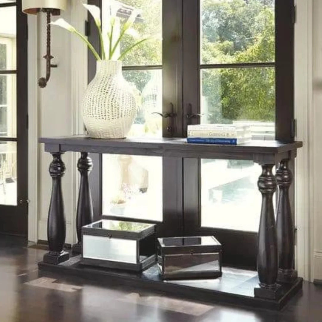 Traditional Turned Leg Console Table with Display Shelf